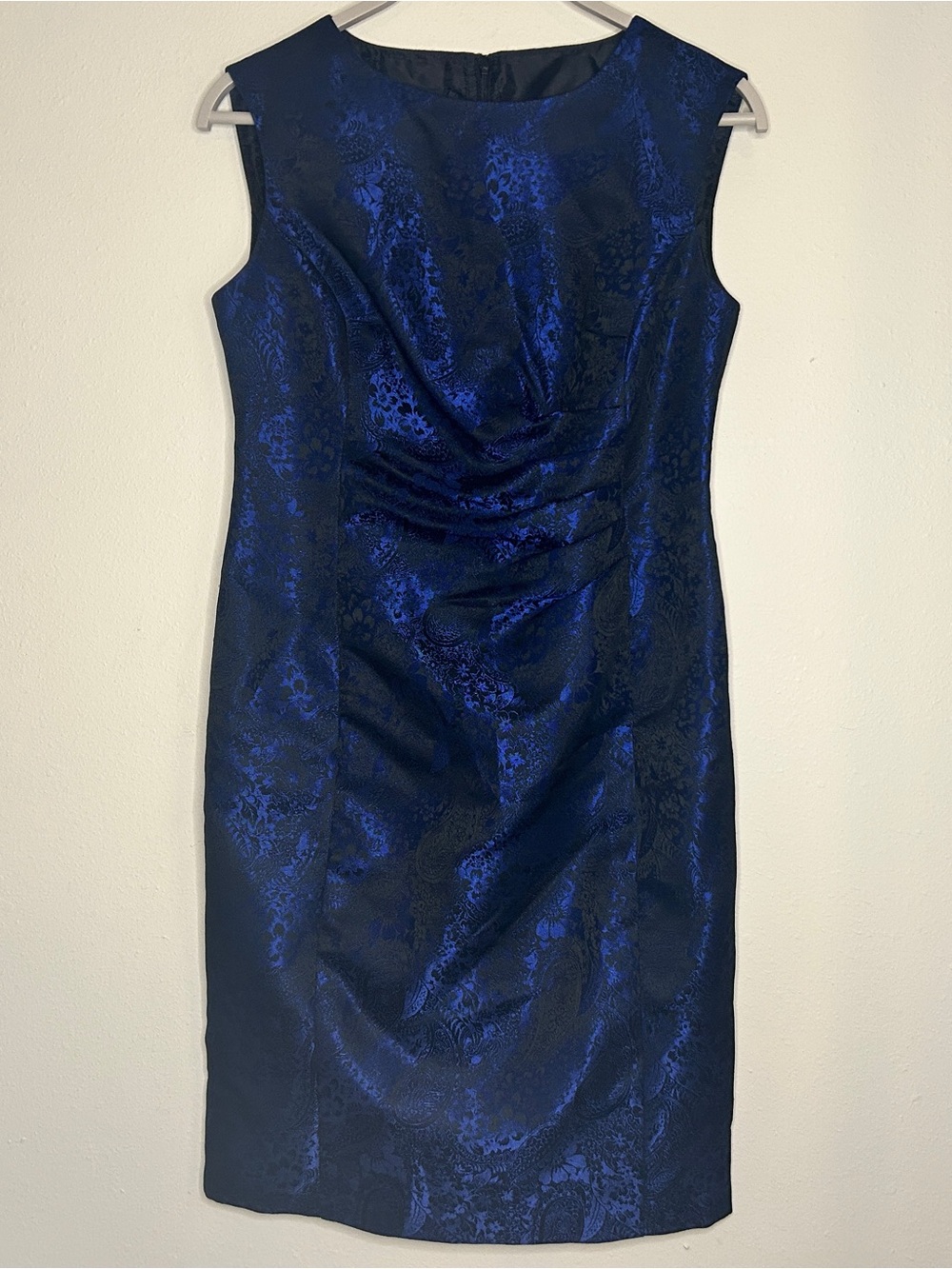 Evan-Picone Size 4 Subtle Navy Blue Floral Sheath Dress